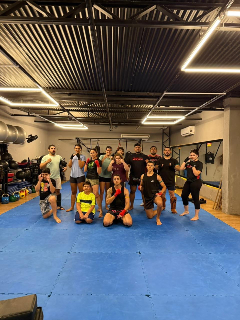 Treino de muay thai em Maracanaú na Team Mesquita